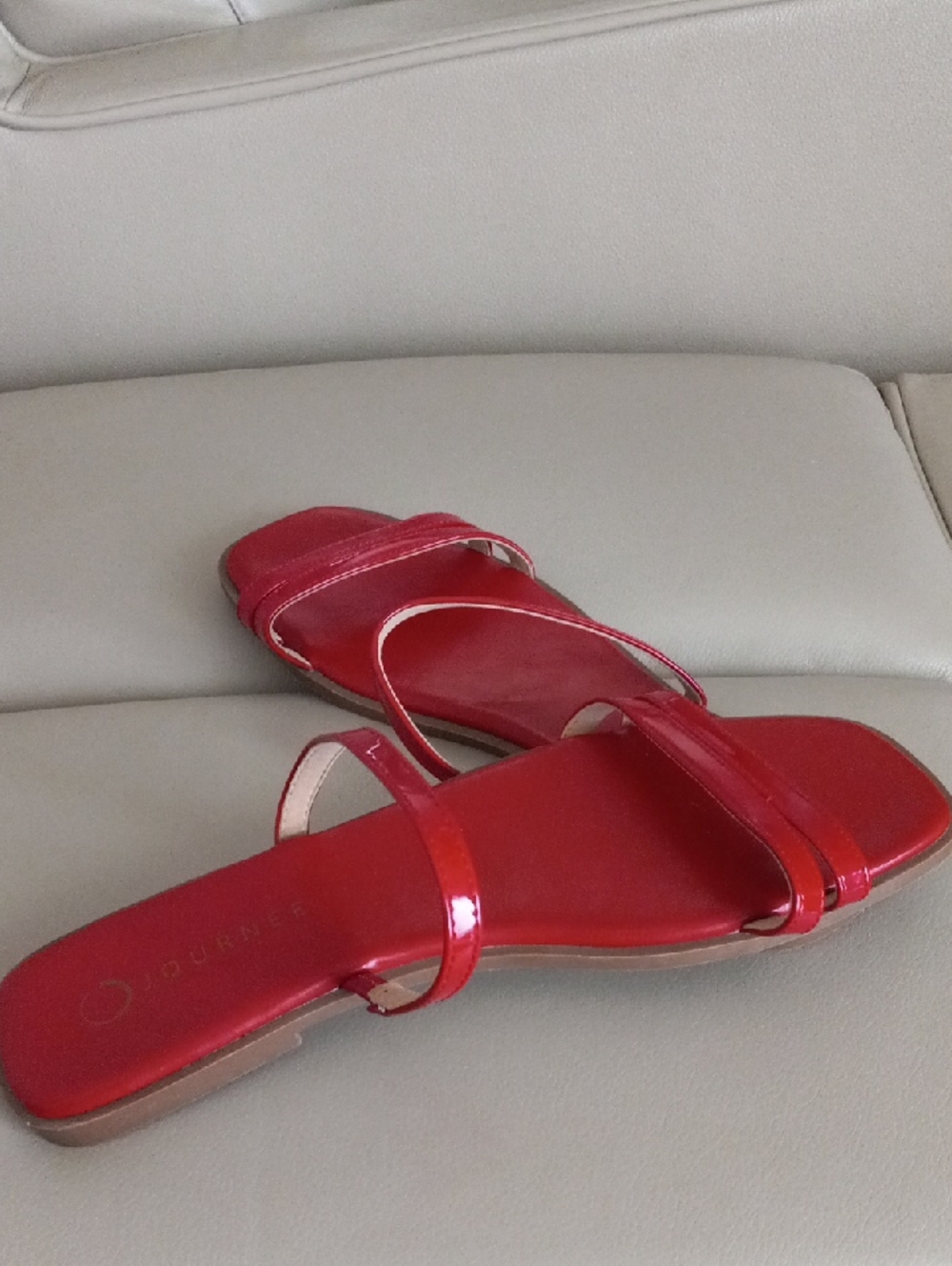 Journee Collection Red Patent Strappy Slide Sandals Size 10